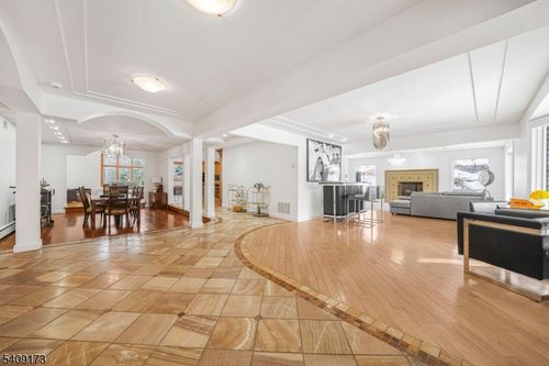 72 Stony Brook Rd, Montville, NJ, 07045-9757 | Card Image