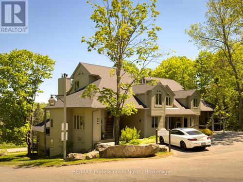 121-121 Grandview Hilltop Drive, Huntsville (Chaffey), ON, P1H2J5 | Card Image