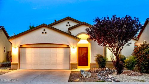 5882 Coyote Flats St, Las Cruces, NM, 88012-8011 | Card Image