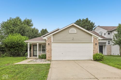 4704 Whitview Ln, Indianapolis, IN, 46237-8574 | Card Image
