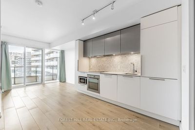 3017 - 85 Wood St, Condo with 2 bedrooms, 1 bathrooms and 1 parking in Toronto ON | Image 3