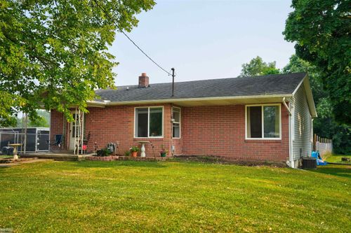 1037 W Costello St, Mount Morris, MI, 48458-2159 | Card Image