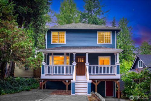 1528 Ne 97th St, Seattle, WA, 98115-2321 | Card Image