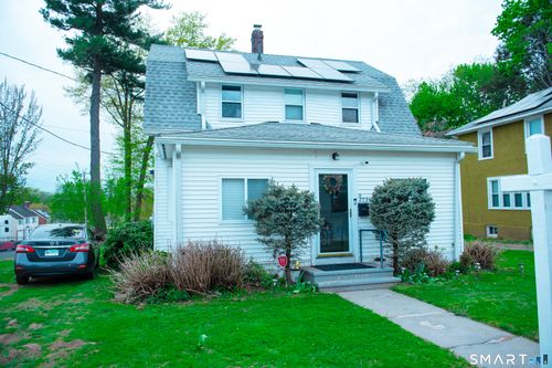 273 Palm St, Hartford, CT, 06112-1042 | Card Image