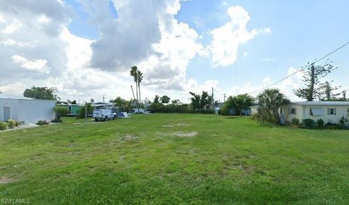 4715 Sandpiper Dr, St. James City, FL, 33956-2810 | Card Image