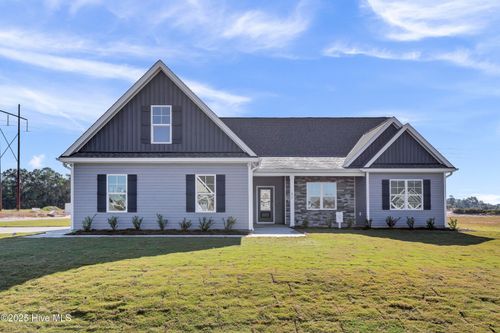 257 Talbert Dr, Rocky Point, NC, 28457-6046 | Card Image