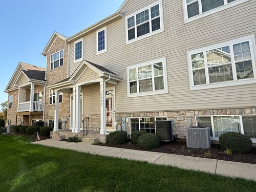 1392 Carolyn Ct, Yorkville, IL, 60560-4710 | Card Image