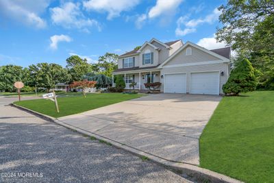 350 Deer Lake Court, House other with 3 bedrooms, 3 bathrooms and null parking in Manahawkin NJ | Image 2