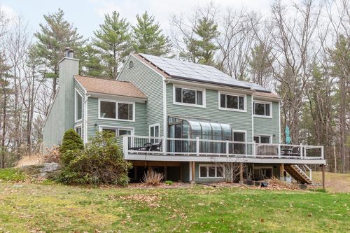 37 Standish Way, Amherst, NH, 03031-2812 | Card Image
