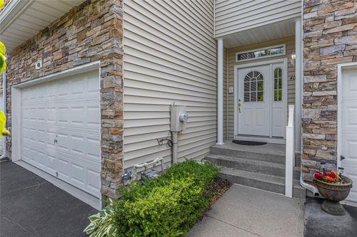 40 Mantack Path, Kings Park, NY, 11754-4553 | Card Image