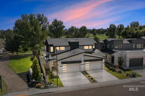 6416 S Astoria Ave, Meridian, ID, 83642-1166 | Card Image