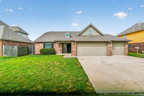 4220 S 132nd East Avenue, Broken Arrow, OK, 74134 | Card Image