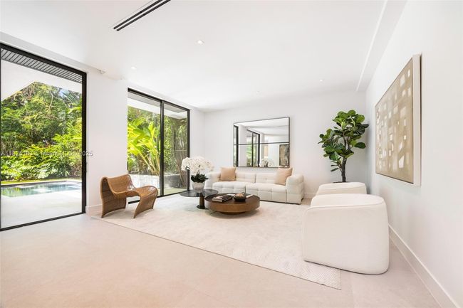3670 Avocado Ave, House other with 5 bedrooms, 6 bathrooms and null parking in Miami FL | Image 4