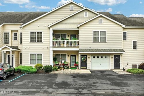 205 N Ridge Est, Troy, NY, 12182-1704 | Card Image