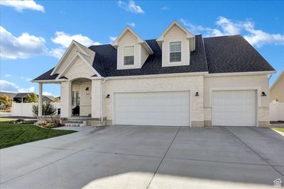 2615 W 3325 S, House other with 5 bedrooms, 2 bathrooms and 3 parking in West Haven UT | Image 2