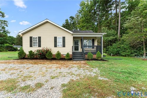 119 W Jefferson Ave, Warsaw, VA, 22572-4361 | Card Image