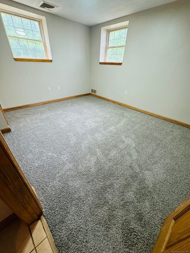 29 Ralph St, House other with 5 bedrooms, 2 bathrooms and null parking in Moosup CT | Image 23