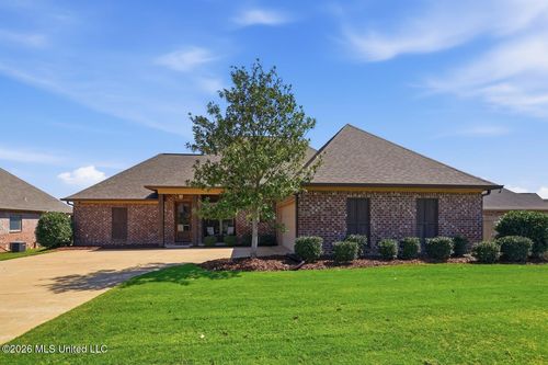 102 Kristen Cv, Madison, MS, 39110-6641 | Card Image