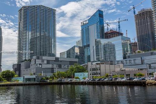 3210-68 Se 6th St, Miami, FL, 33131-3496 | Card Image