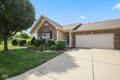 15-2509 Big Bear Ln, Indianapolis, IN, 46217-7072 | Card Image