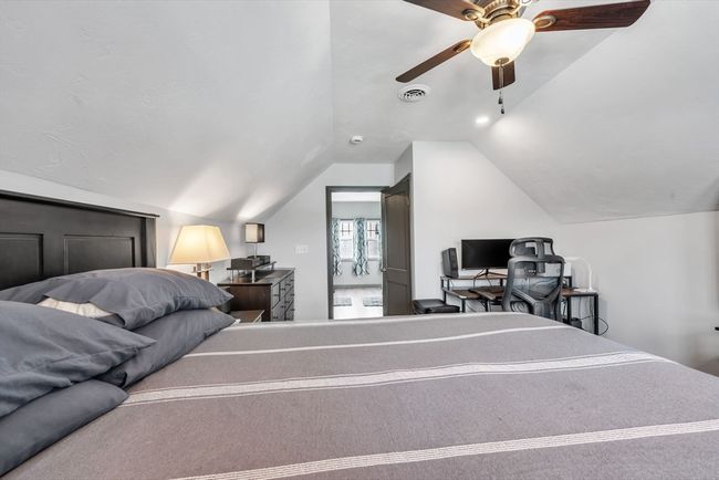 117 Vale St, House other with 3 bedrooms, 2 bathrooms and 4 parking in Worcester MA | Image 23
