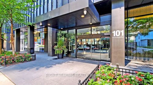 520-101 Charles St E, Toronto, ON, M4Y0A9 | Card Image