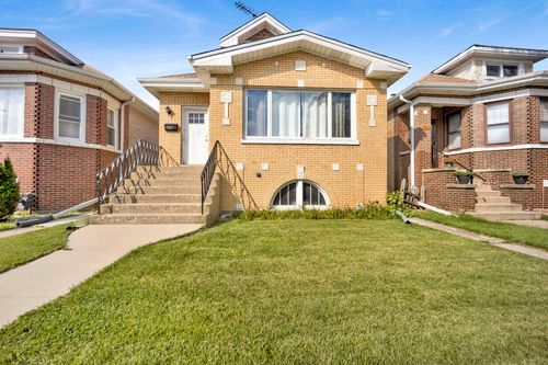 7807 W Cressett Dr, Elmwood Park, IL, 60707-1342 | Card Image