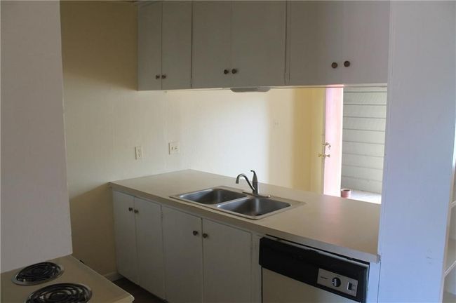 APT-206 - 2408 Longview St, Condo with 1 bedrooms, 1 bathrooms and 1 parking in Austin TX | Image 7