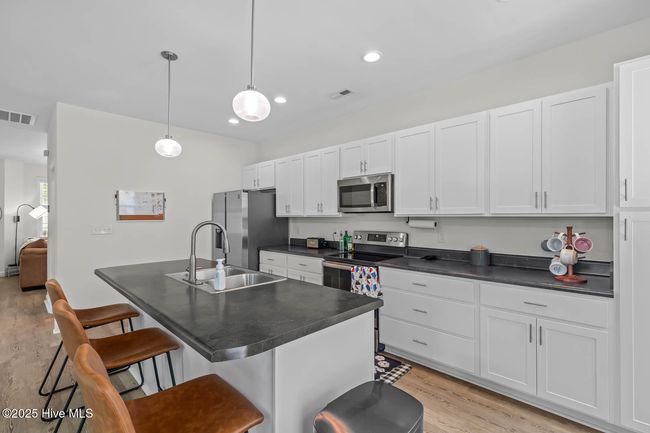 146 Poplar St, House other with 3 bedrooms, 3 bathrooms and null parking in Jacksonville NC | Image 25