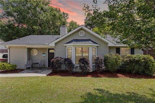 2255 Woodlea Dr E, Mobile, AL, 36695-3026 | Card Image