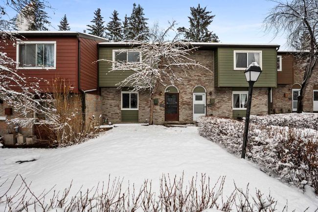 77 - 210 86 Avenue Se, Home with 3 bedrooms, 1 bathrooms and 1 parking in Calgary AB | Image 1