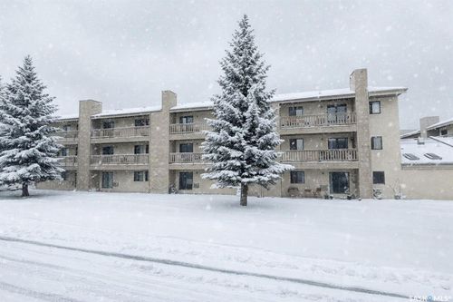 307-215 Tait Pl, Saskatoon, SK, S7H5L5 | Card Image