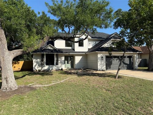 7401 Whistlestop Dr, Austin, TX, 78749-3312 | Card Image