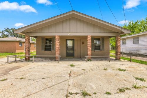 1291 & 1295 St Charles St, Thibodaux, LA, 70301 | Card Image