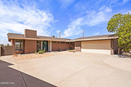 5825 Parkmont Pl, El Paso, TX, 79912-5325 | Card Image