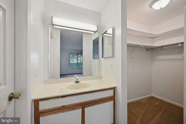 APT-102 - 8376 Buttress Ln, Condo with 2 bedrooms, 1 bathrooms and null parking in MANASSAS VA | Image 20