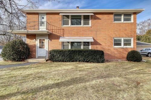 1317 N 116th St, Wauwatosa, WI, 53226-3217 | Card Image