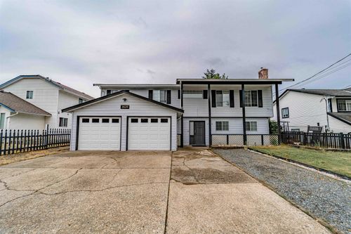 3520 Clearbrook Rd, Abbotsford, BC, V2T5B8 | Card Image