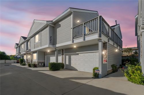 221 Violet Ave, Monrovia, CA, 91016-5601 | Card Image