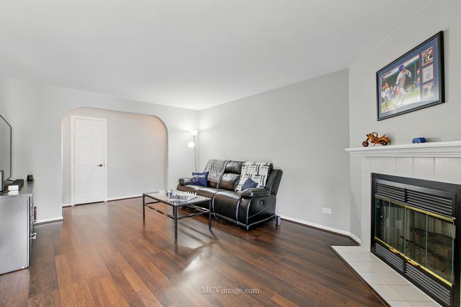APT-2N - 7811 W 157 Th St, Condo with 2 bedrooms, 2 bathrooms and 2 parking in Orland Park IL | Image 7