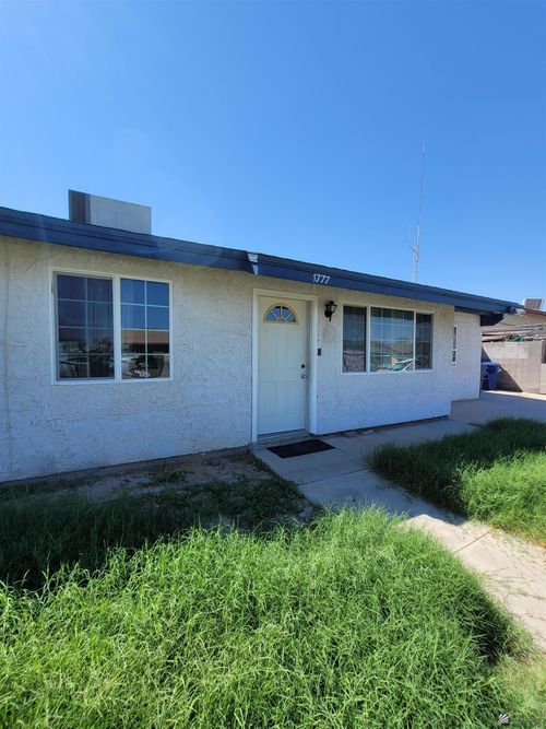 1777 W 29th St, Yuma, AZ, 85364-7809 | Card Image