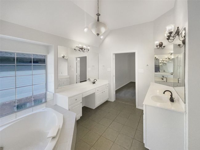 413 Thunderbrook Rd, House other with 4 bedrooms, 3 bathrooms and null parking in Garland TX | Image 7