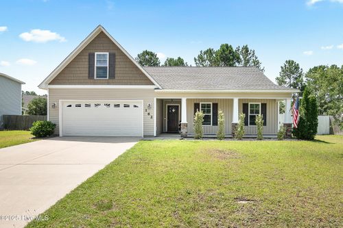 162 Pamlico Dr, Holly Ridge, NC, 28445-8800 | Card Image