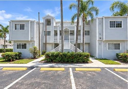 201-3445 Nw 44th St, Lauderdale Lakes, FL, 33309-4268 | Card Image