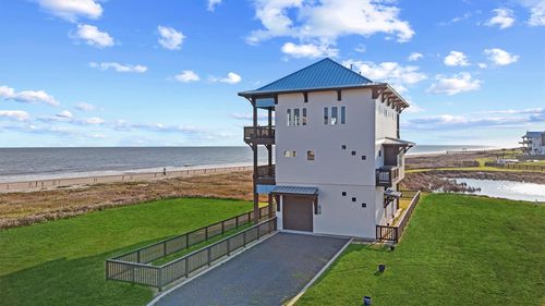 438 Seagrass, Port Bolivar, TX, 77650 | Card Image