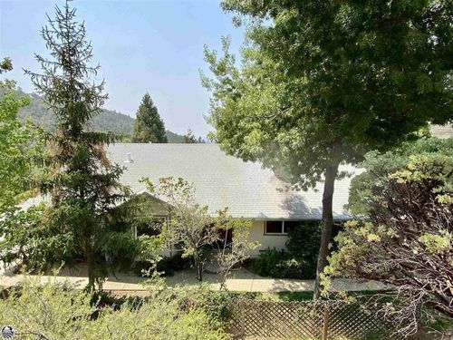 20888 Lyons Bald Mountain Rd, Sonora, CA, 95370-8701 | Card Image