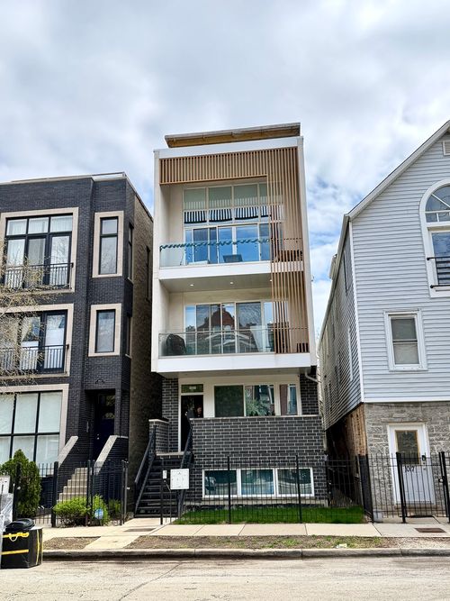 2-1021 N Hermitage Ave, CHICAGO, IL, 60622-3254 | Card Image