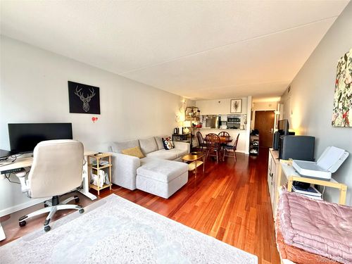 203-4 Martine Ave, White Plains, NY, 10606-4001 | Card Image