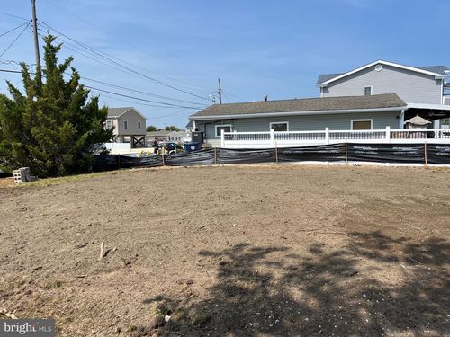 2 W Mohawk Dr, LITTLE EGG HARBOR TWP, NJ, 08087-1101 | Card Image