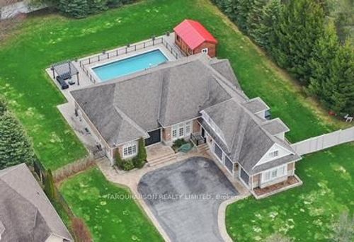21 Country Club Cres, Uxbridge, ON, L9P0B8 | Card Image